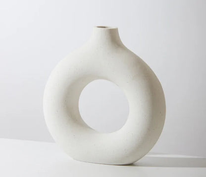 Ceramic Donut Vase – Modern Round Flower Vase for Living Room