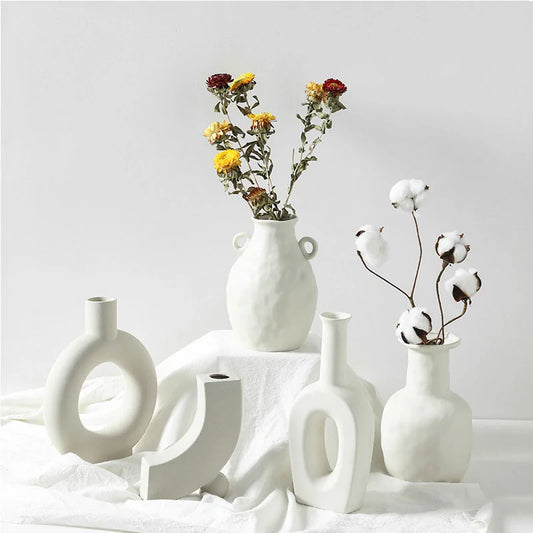 Nordic Ceramic Vase – Modern Decorative Vase for Living Room