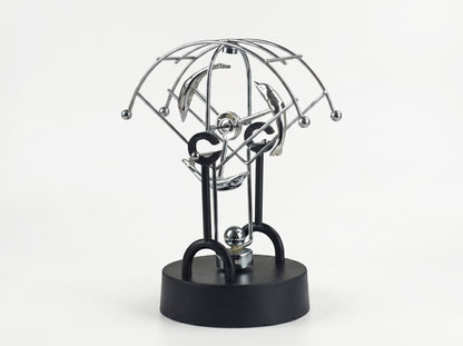 Mini Newton's Cradle – Desk Pendulum Decor & Office Gift