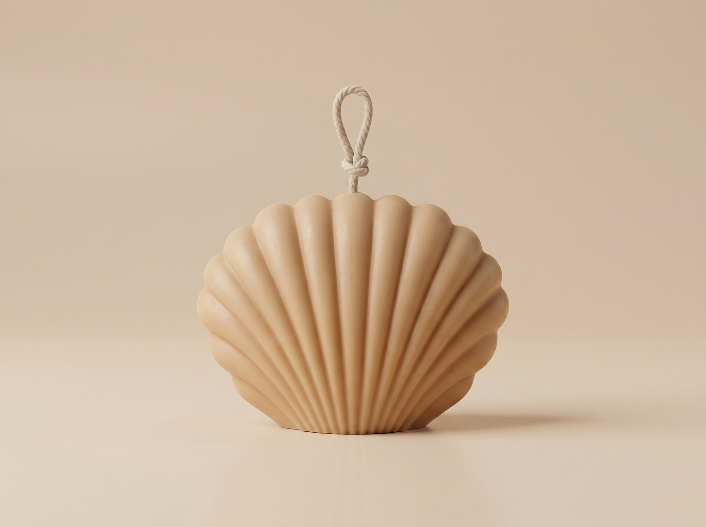Seashell Candle – Decorative Coastal Home Decor & Gift Idea