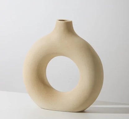 Ceramic Donut Vase – Modern Round Flower Vase for Living Room