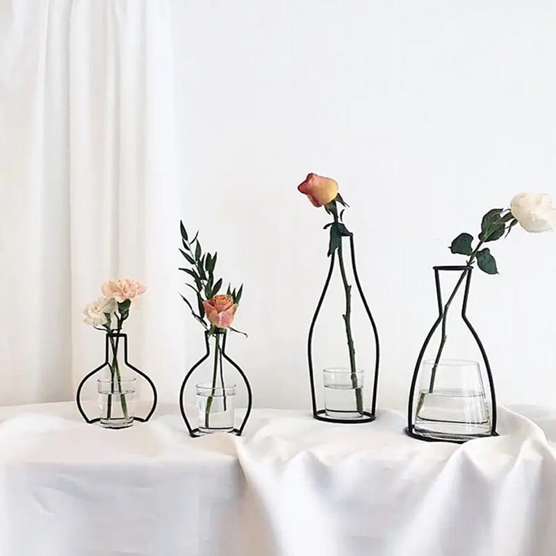 Nordic Iron Flower Vase – Minimalist Metal Vase Decor