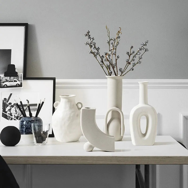 Nordic Ceramic Vase – Modern Decorative Vase for Living Room