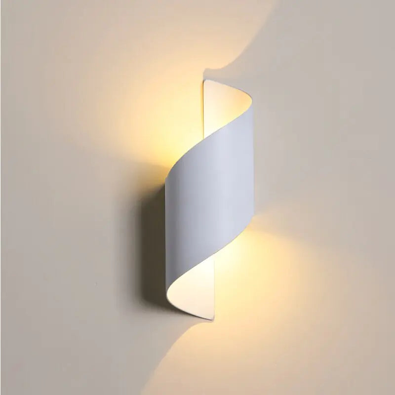 Marta Waterproof LED Outdoor Light – Modern Garden Lamp