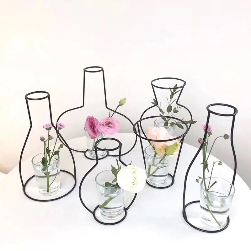 Nordic Iron Flower Vase – Minimalist Metal Vase Decor